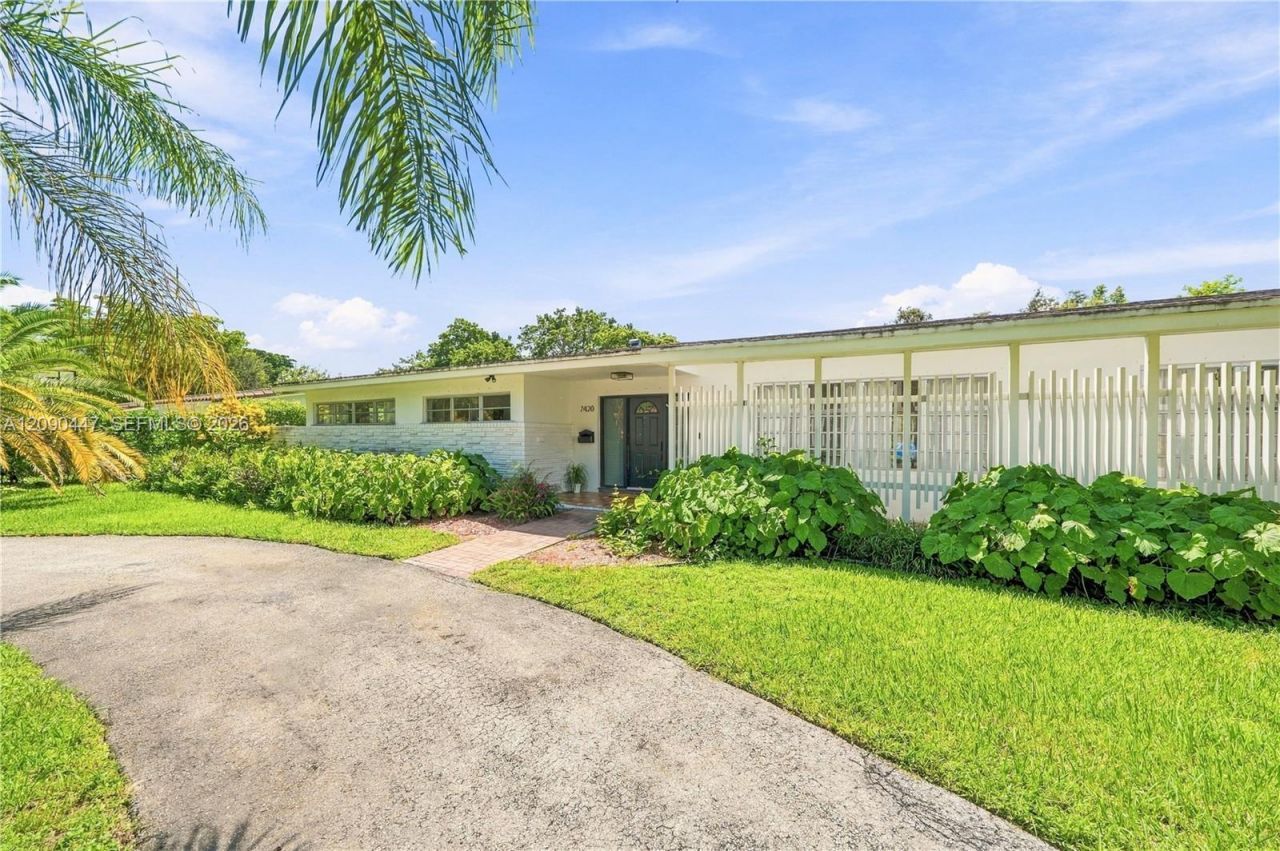7420 SW 130th St , Pinecrest, FL 33156 Photo