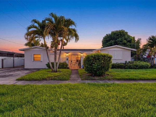 17325 NW 17th Ave , Miami Gardens, FL 33056