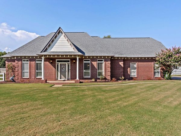 9530 BOLTON ESTATES RD, Millington, TN 38053