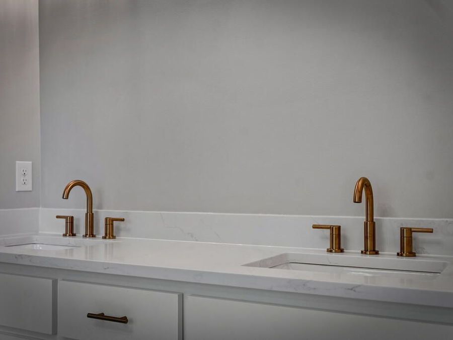 Property Image 118
