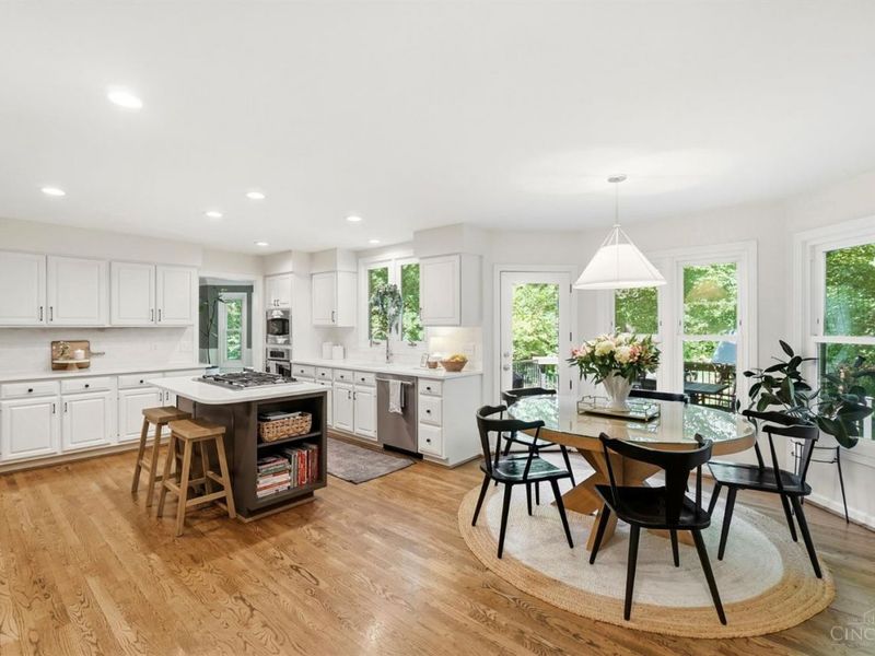 3831 Monets Lane, Evendale, OH 45241 Photo 17