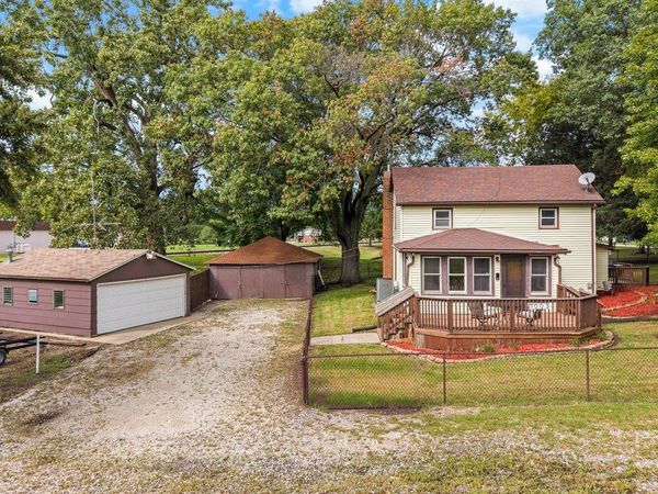 1003 2nd Avenue S, Cordova, IL 61242