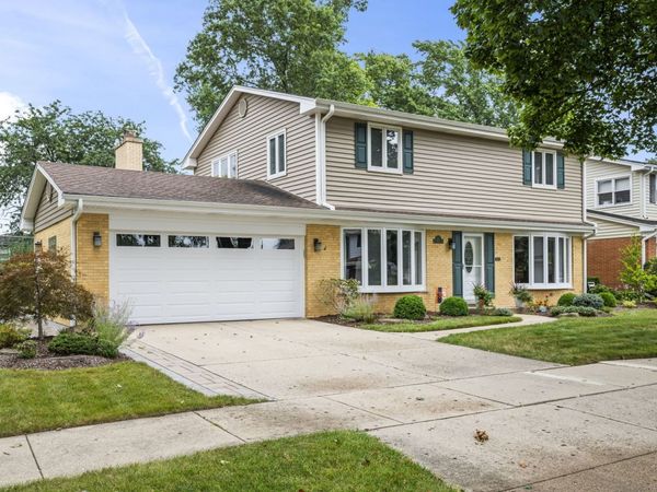 221 S Rammer Avenue, Arlington Heights, IL 60004