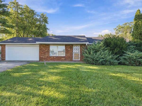 1401 E State Road 28, Muncie, IN 47303