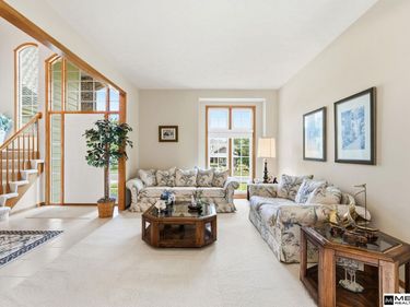 1303 Western Hills Drive, Papillion, NE 68046