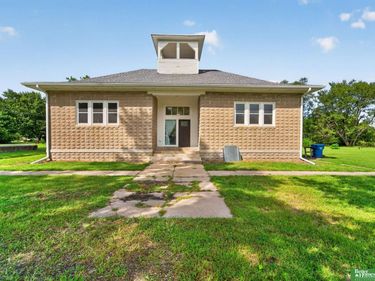 984 Wilson Avenue, Ashland, NE 68003