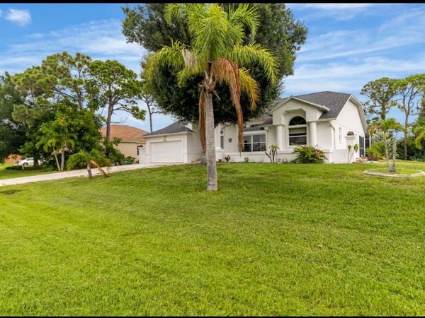 1040 BAY HARBOR DRIVE , ENGLEWOOD, FL 34224