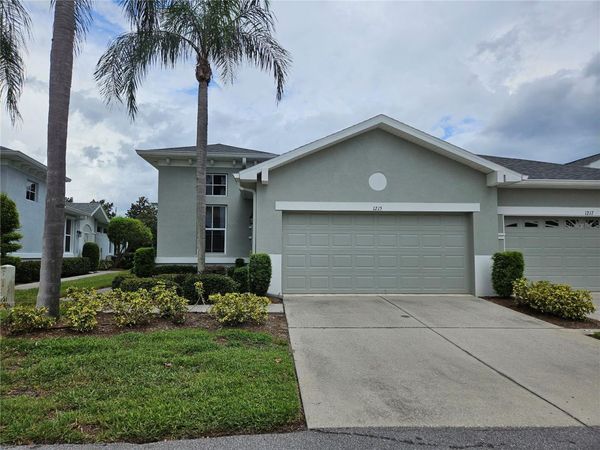 1215 LYNDHURST GREENS DRIVE , Unit .000, SUN CITY CENTER, FL 33573