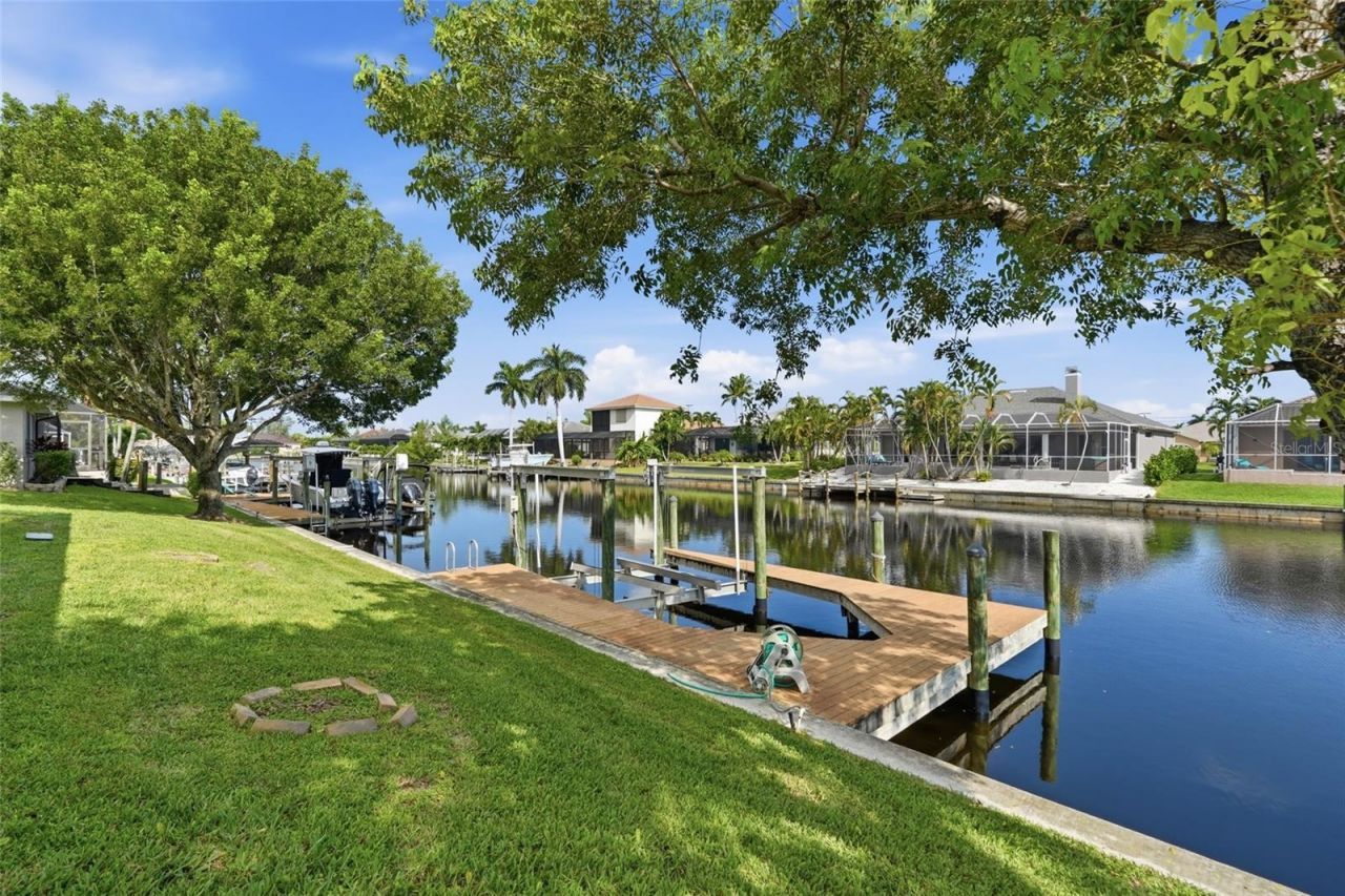1819 SW 47th Street , Cape Coral, FL 33914 Photo