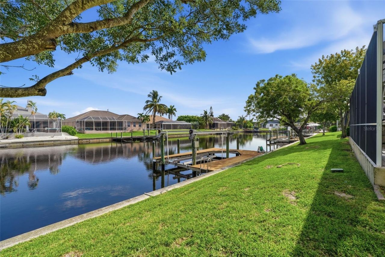 1819 SW 47th Street , Cape Coral, FL 33914 Photo