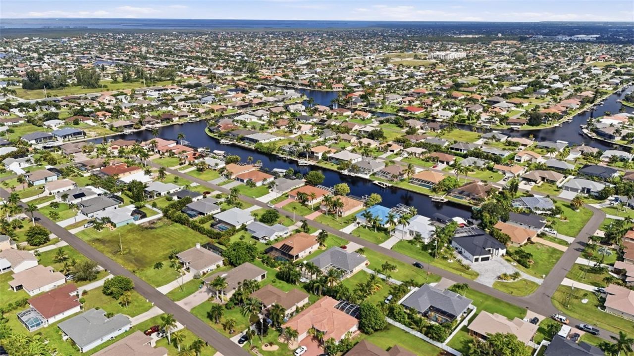 1819 SW 47th Street , Cape Coral, FL 33914 Photo