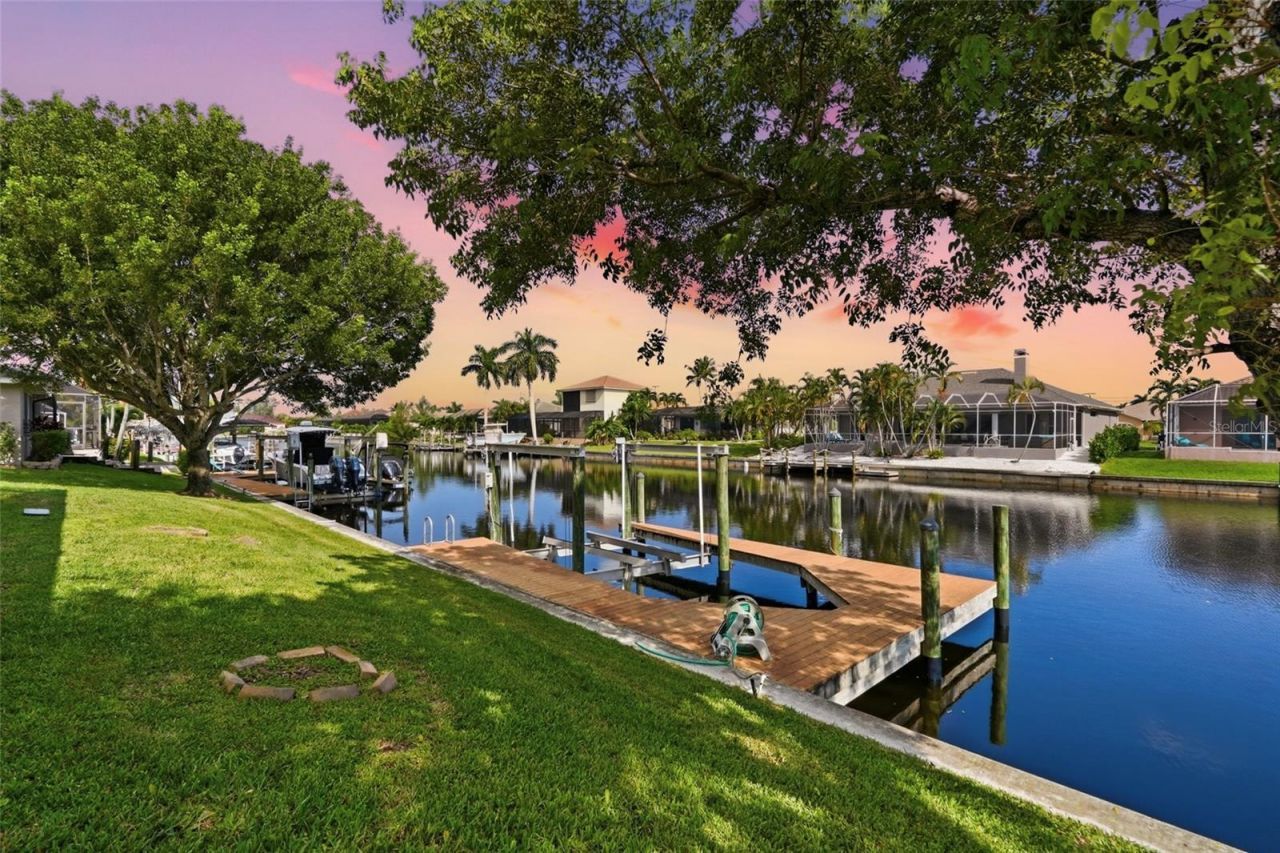 1819 SW 47th Street , Cape Coral, FL 33914 Photo