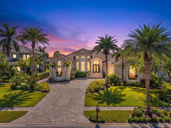 6320 PASADENA POINT BOULEVARD, GULFPORT, FL 33707