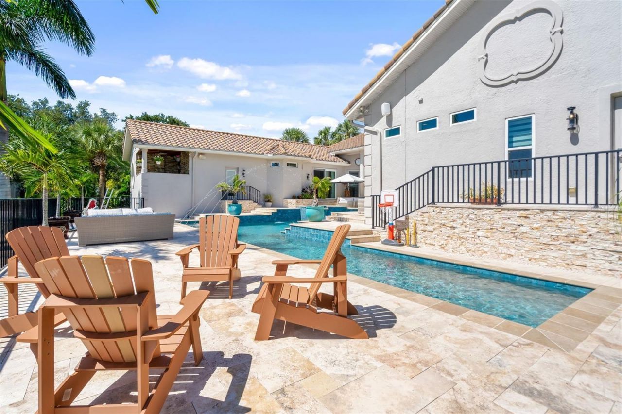 6320 Pasadena Point Boulevard, Gulfport, FL 33707 Photo