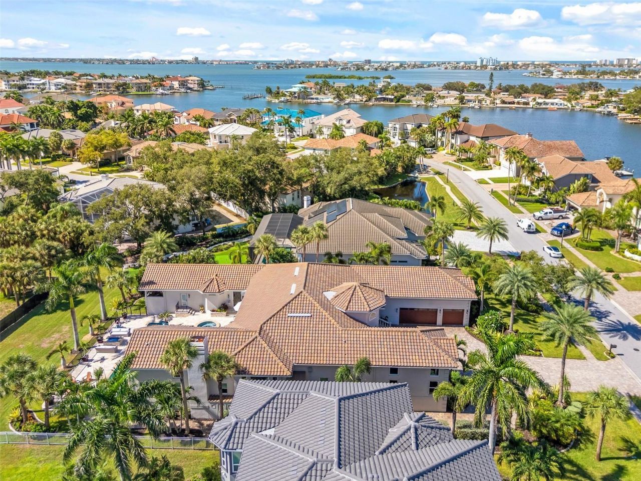 6320 Pasadena Point Boulevard, Gulfport, FL 33707 Photo