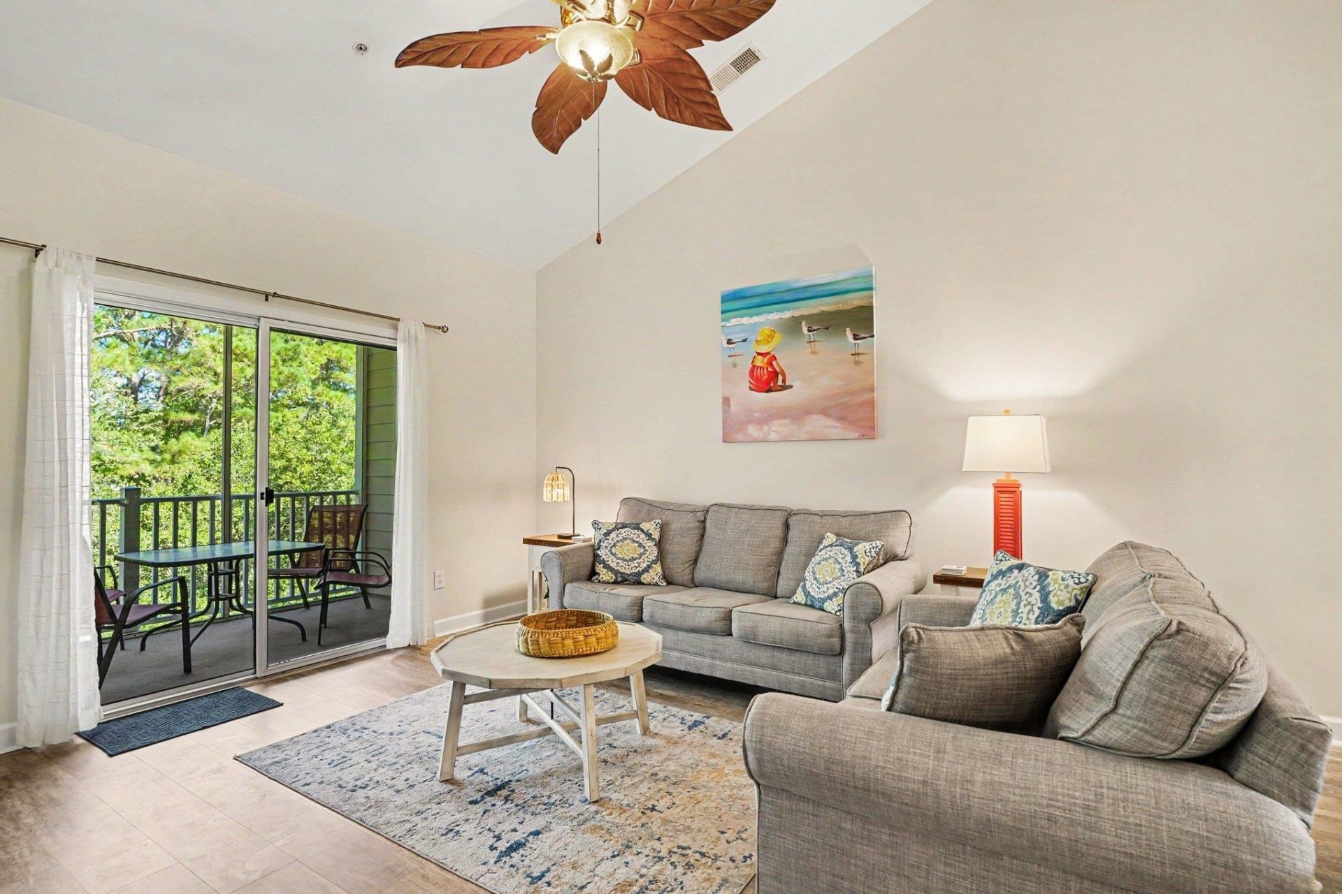 6253 Catalina Dr.  Photo 5