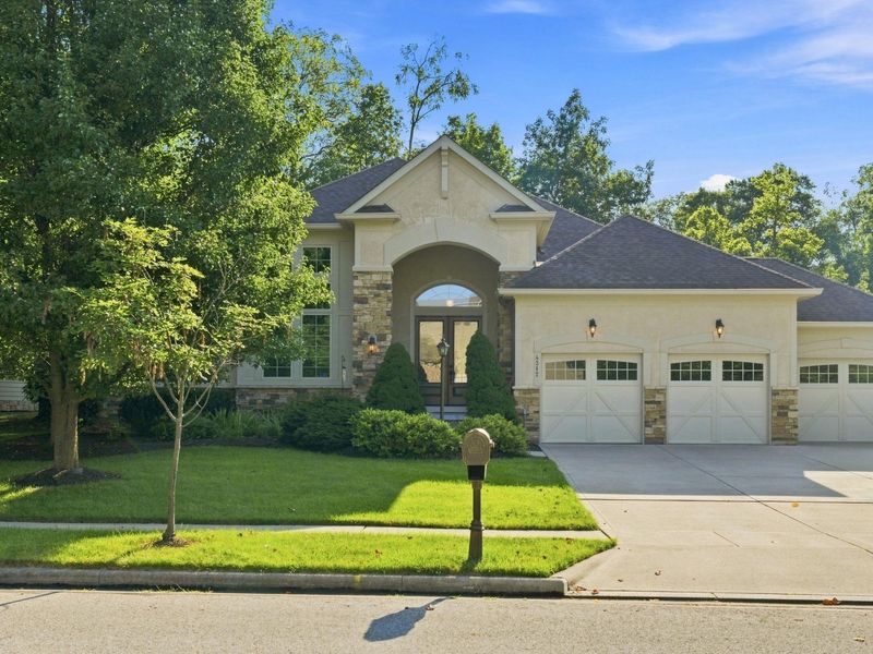 4317 Yellow Wood Drive, Dublin, OH 43016 Photo 1