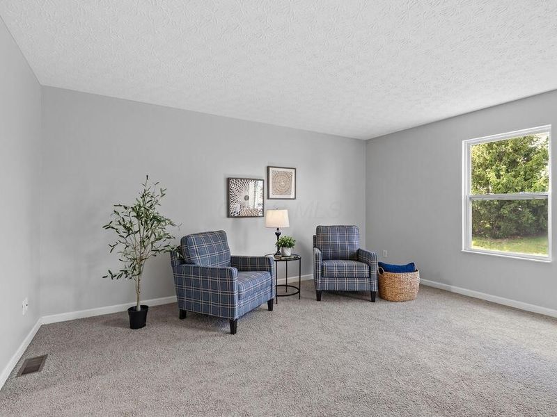 540 Faith Ann Drive, Pataskala, OH 43062 Photo 6