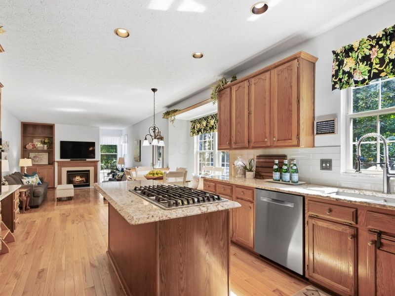 354 Amesbury Court, Westerville, OH 43082 Photo 15