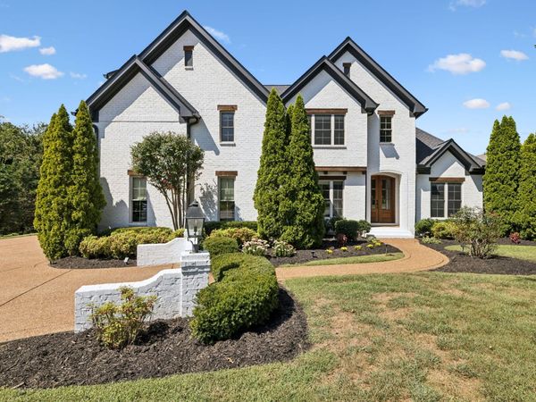 1005 Orchard Hill Ct , Arrington, TN 37014