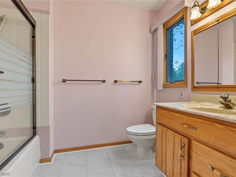 101 Golf Drive, Cortland, OH 44410 Photo 15