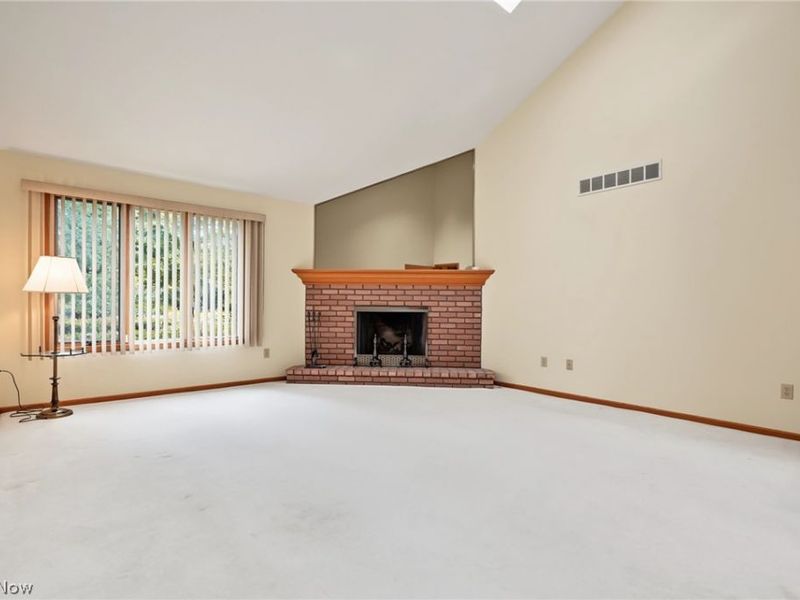 101 Golf Drive, Cortland, OH 44410 Photo 24