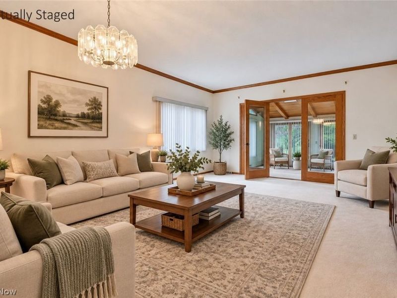 101 Golf Drive, Cortland, OH 44410 Photo 3