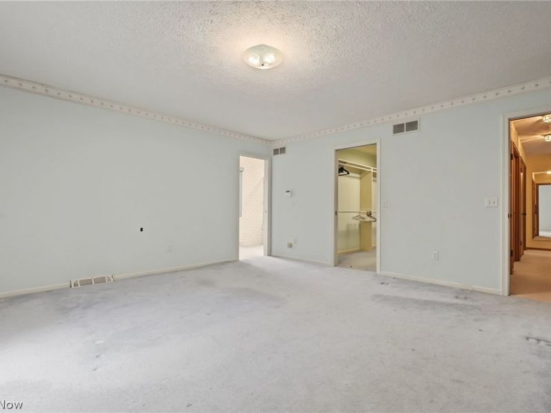 101 Golf Drive, Cortland, OH 44410 Photo 31