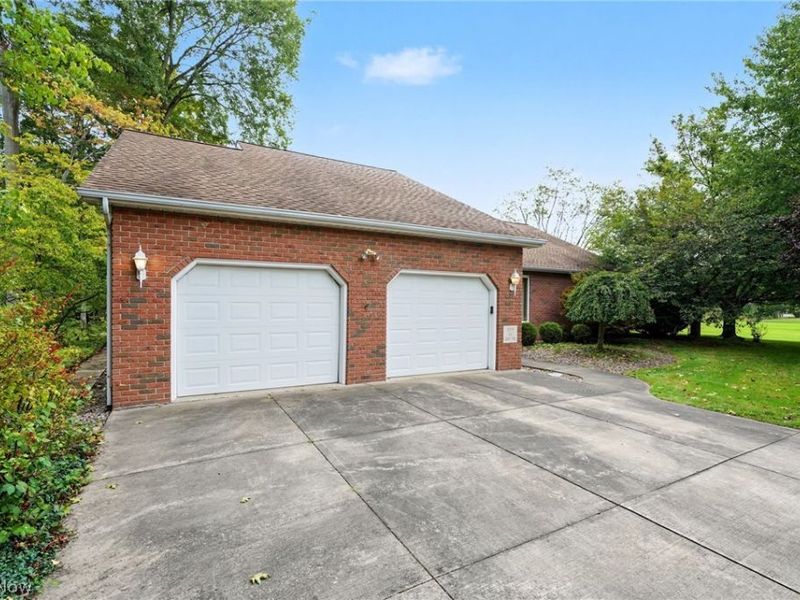101 Golf Drive, Cortland, OH 44410 Photo 42