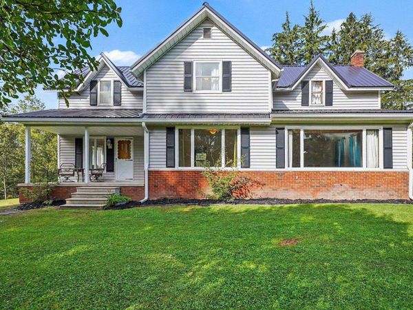 476 Fairview Road S, West Branch, MI 48661