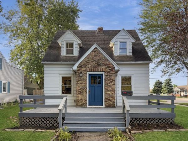 1729 W ROGERS AVENUE, Appleton, WI 54914