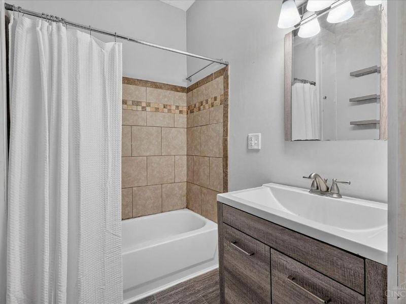 337 E Main Street, Hillsboro, OH 45133 Photo 11