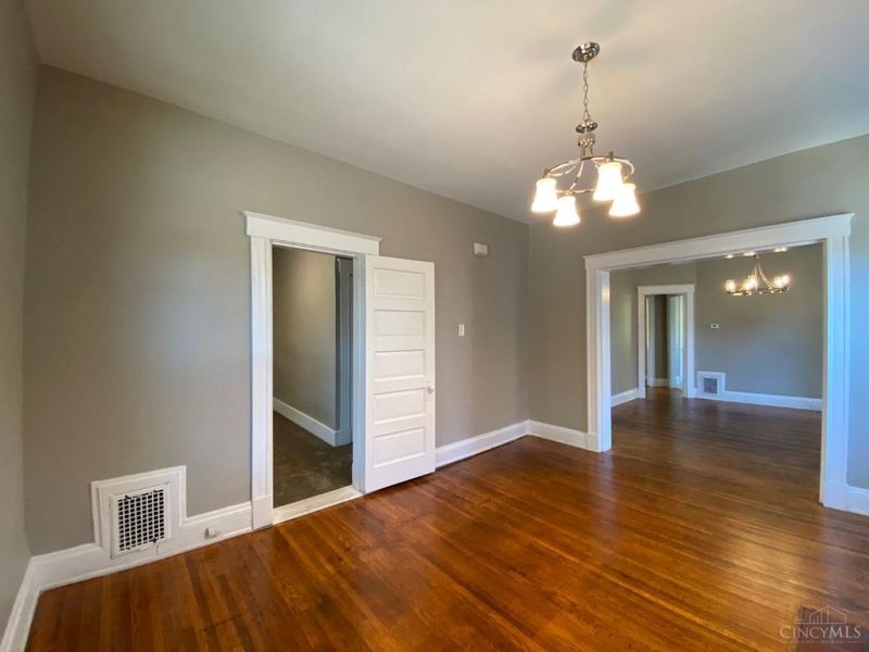 2806 Observatory Avenue, Cincinnati, OH 45208 Photo 10