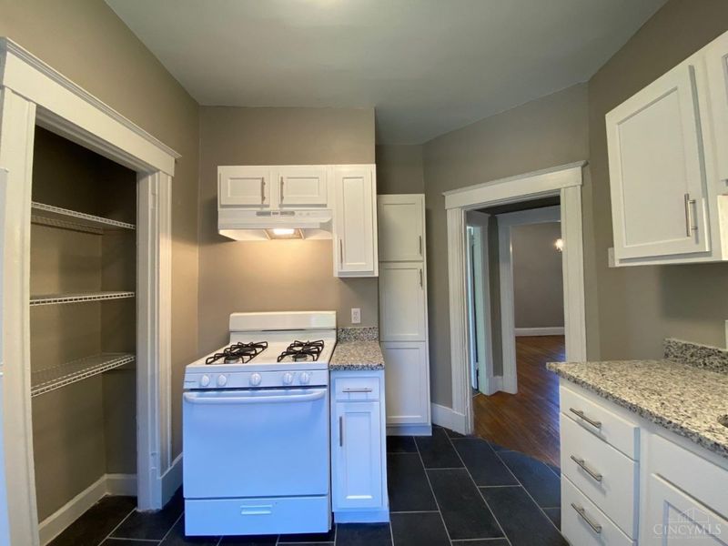 2806 Observatory Avenue, Cincinnati, OH 45208 Photo 17