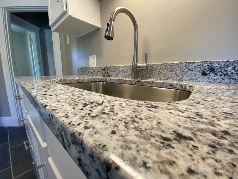 2806 Observatory Avenue, Cincinnati, OH 45208 Photo 19