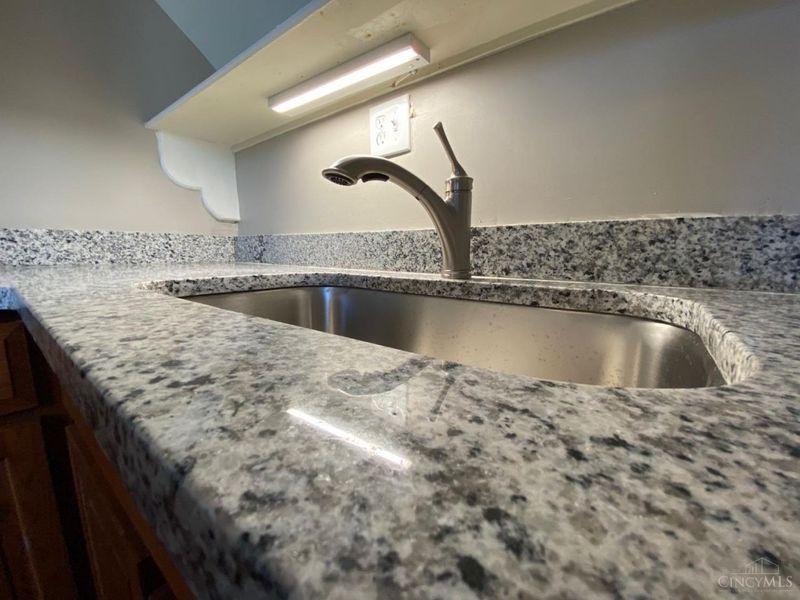 2806 Observatory Avenue, Cincinnati, OH 45208 Photo 41