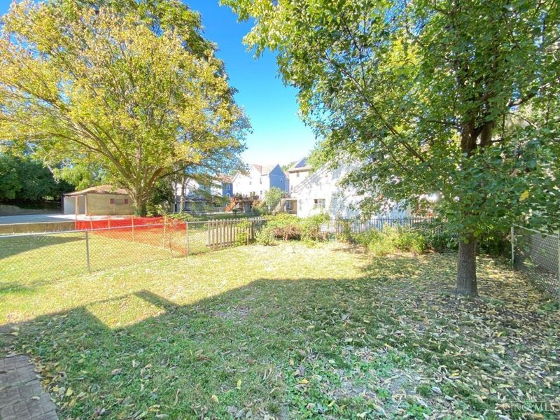 2806 Observatory Avenue, Cincinnati, OH 45208 Photo 74
