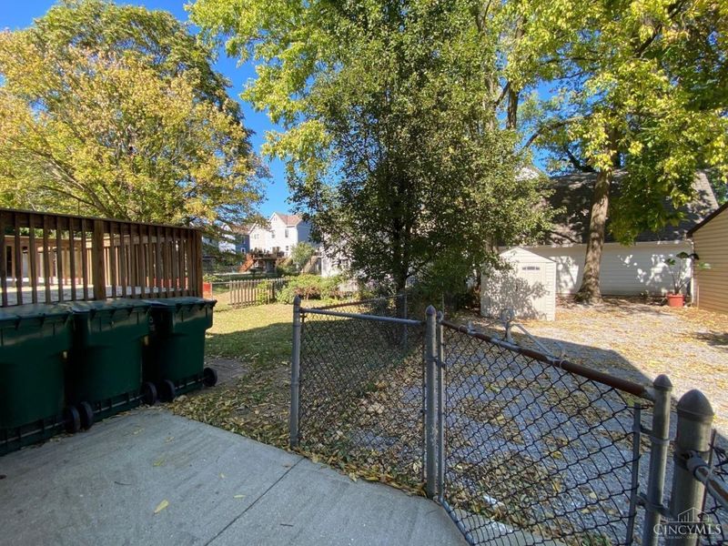 2806 Observatory Avenue, Cincinnati, OH 45208 Photo 75