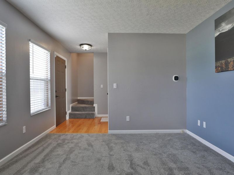 3121 Fox Chaple Drive, Columbus, OH 43232 Photo 6