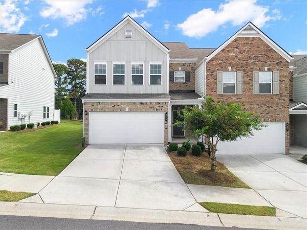 325 Braswell Court, Woodstock, GA 30188