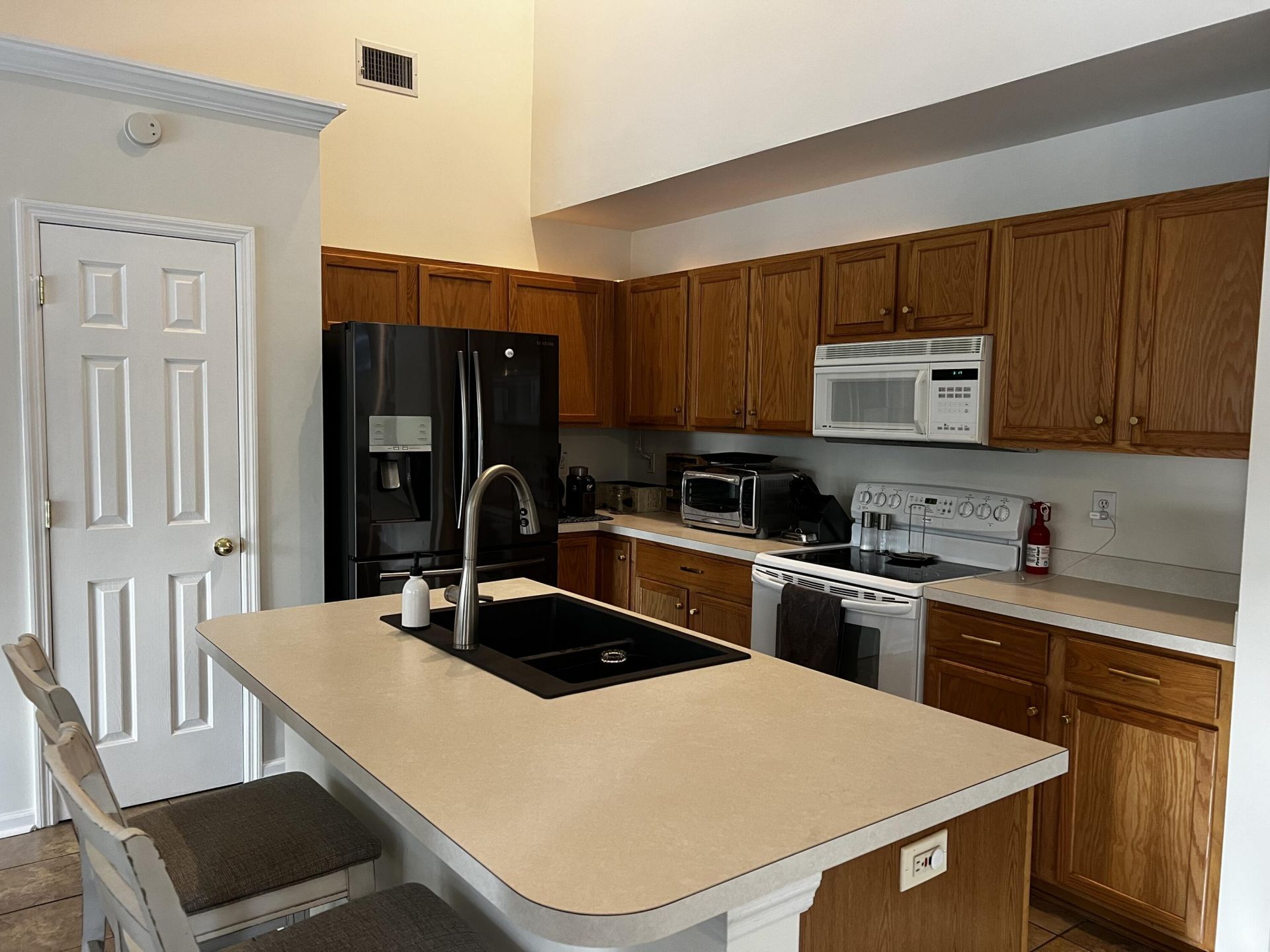 120 Oakbluff Road Photo 12