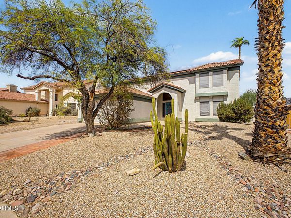 3922 E Goldfinch Gate Lane, Phoenix, AZ 85044