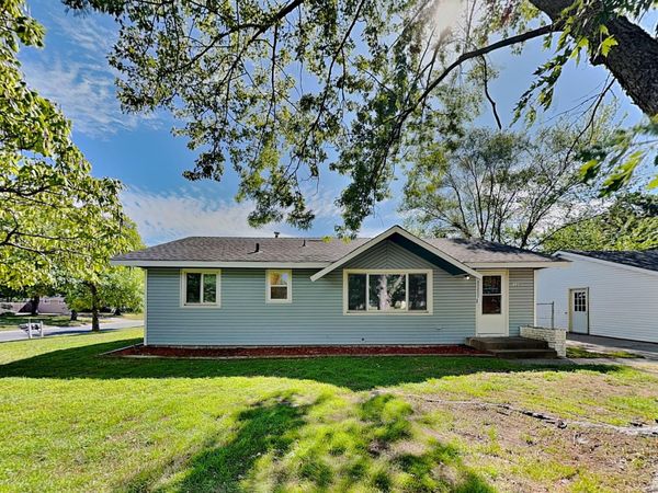 11255 Arrowhead Street NW, Coon Rapids, MN 55433