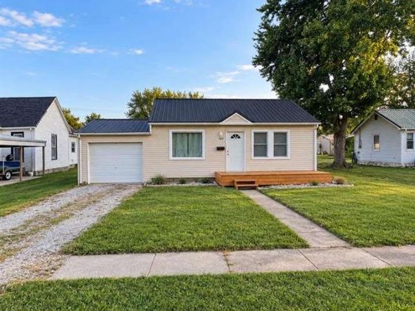 217 W Broadway Street, Shelburn, IN 47879