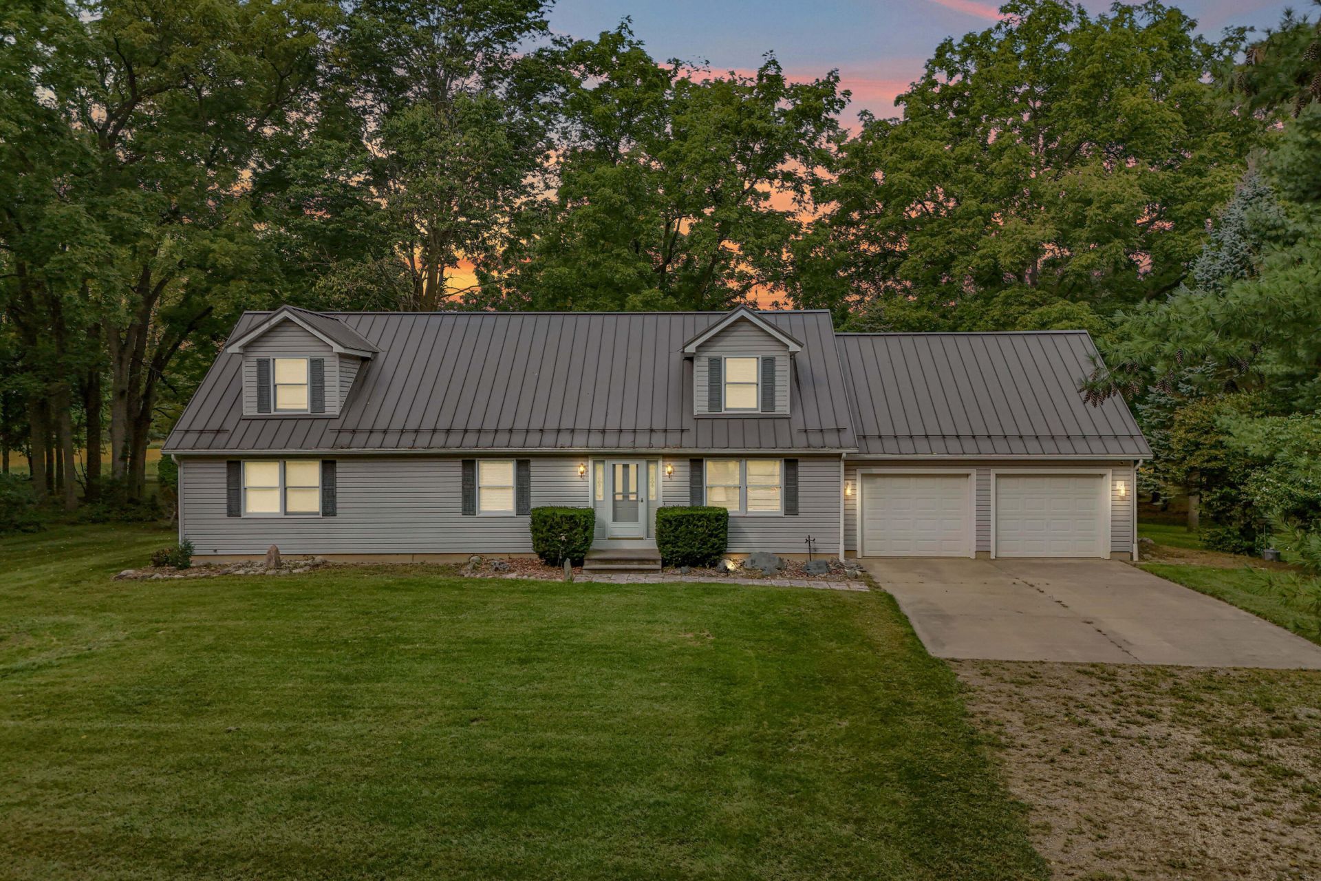 994 Herl Road, Bronson, MI 49028 Main Photo