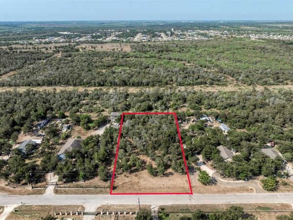 222 Rio Vista Ranch RD, Del Valle, TX 78617