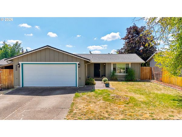 2033 W BRYANT AVE, Cottage Grove, OR 97424
