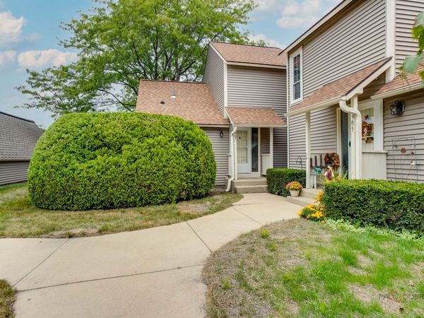 907 Vose Drive , Gurnee, IL 60031