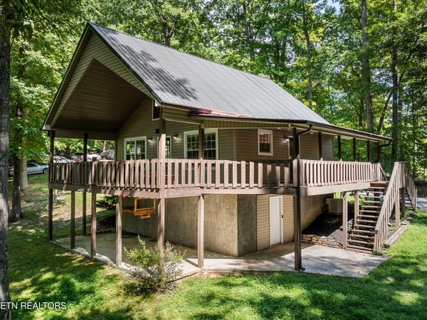 598 Hiawassee View Drive, Jacksboro, TN 37757