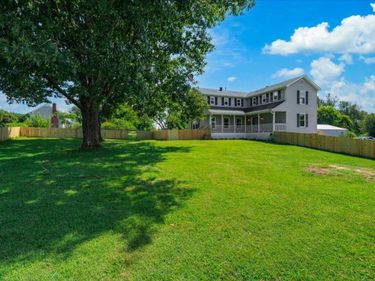 195 Locust Grove Road, Shelbyville, KY 40065